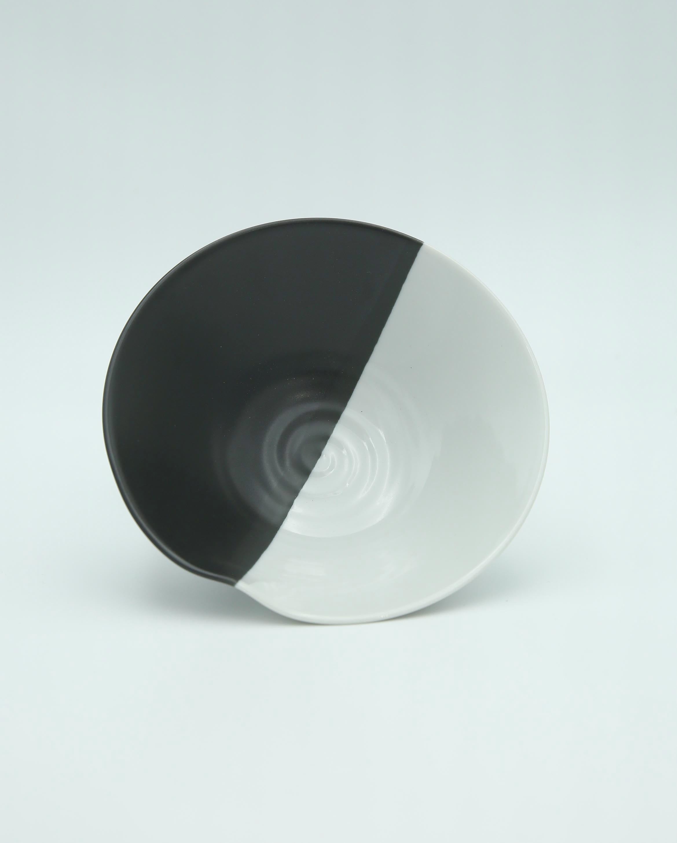 Hasami Ware Bowl by FYSM Colour (Black/White)