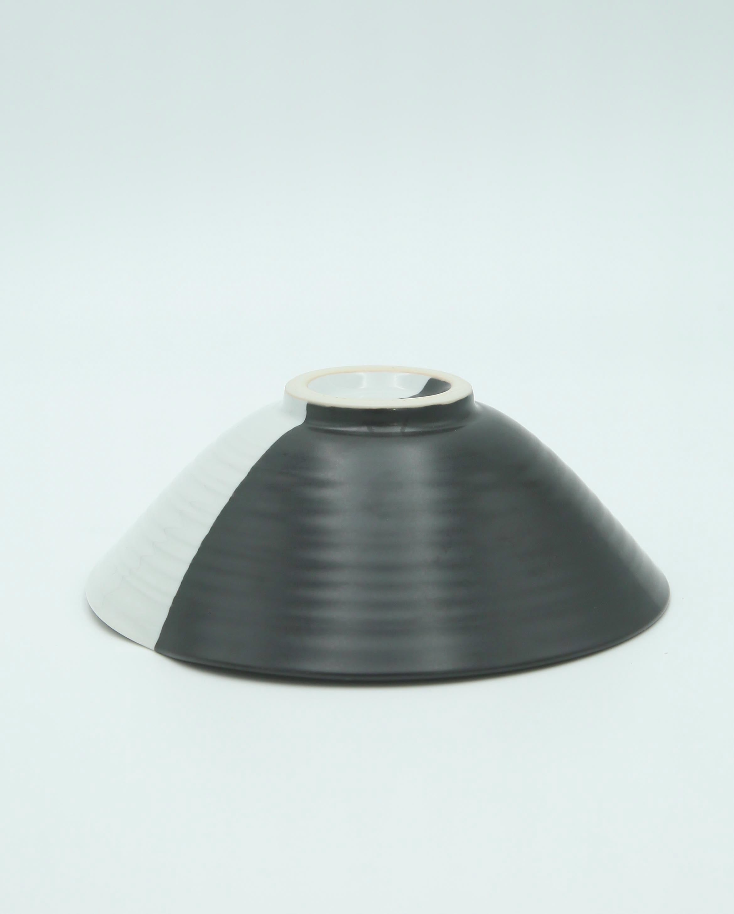 Hasami Ware Bowl by FYSM Colour (Black/White)